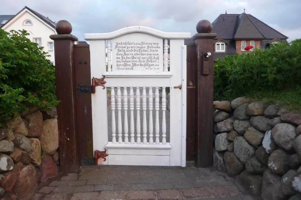 Beispielbild zum Artikel Friedhof der Heimatlosen in Westerland