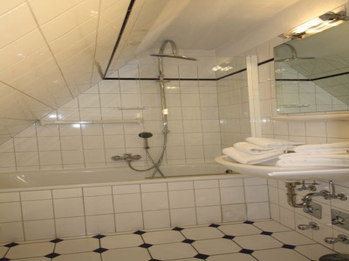 Witt Hingst Wohnung 6 - Bild 6